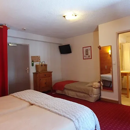 Hotel Domaine De L'adoux 3*