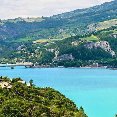 Domaine De L'adoux Montclar (Alpes-de-Haute-Provence)